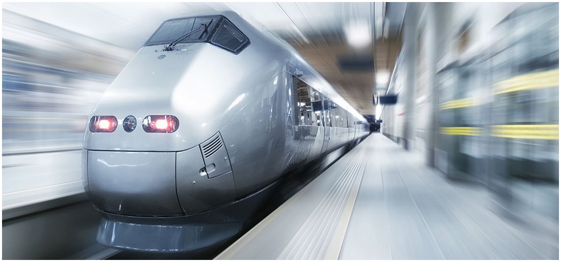 Zug in einem Bahnhof