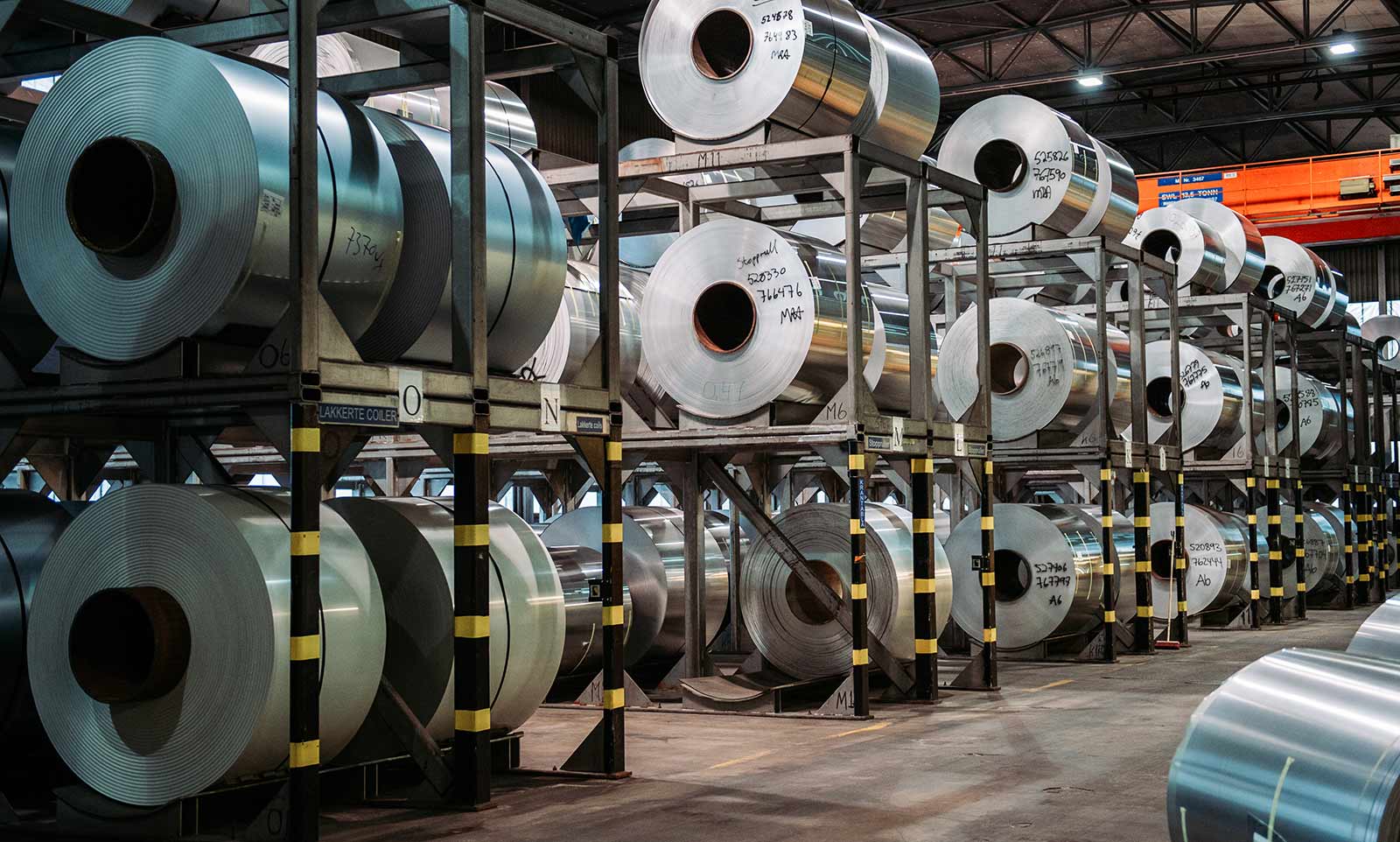 Flat rolled products at Hydro Holmestrand's lacering unit. 