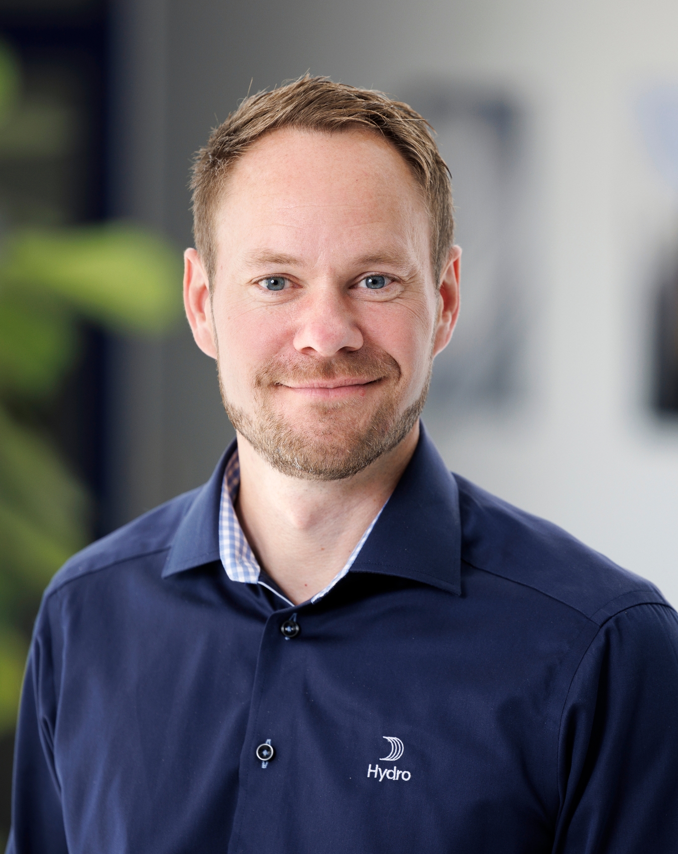 Stafan Olsen, Sales Director